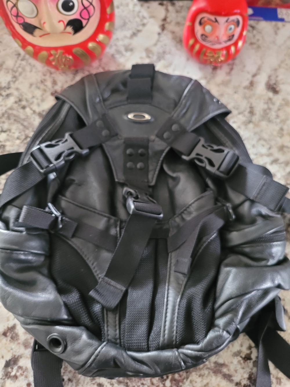OAKLEY MINI LEATHER BACKPACK ORIGINAL VINTAGE RARE